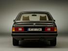 BMW 7 seeria 735i, 1979 - 1982